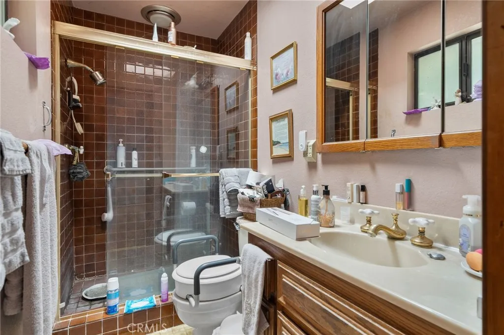 501 S Mountain Avenue, Mt Baldy, California 91759 home-pic-18